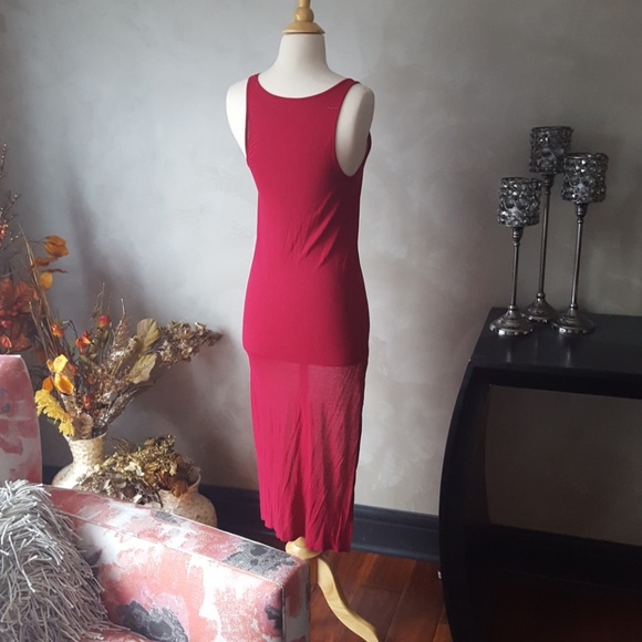 Express Hi-Low Raspberry Tank Top - Picture 2 of 5